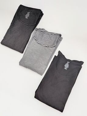 Bundle of 3 g21 Women’s (XL) Lightweight Long Sleeve Tees/Tops